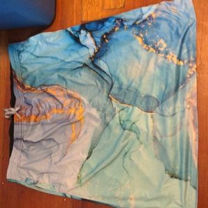 Women's athletic skirt